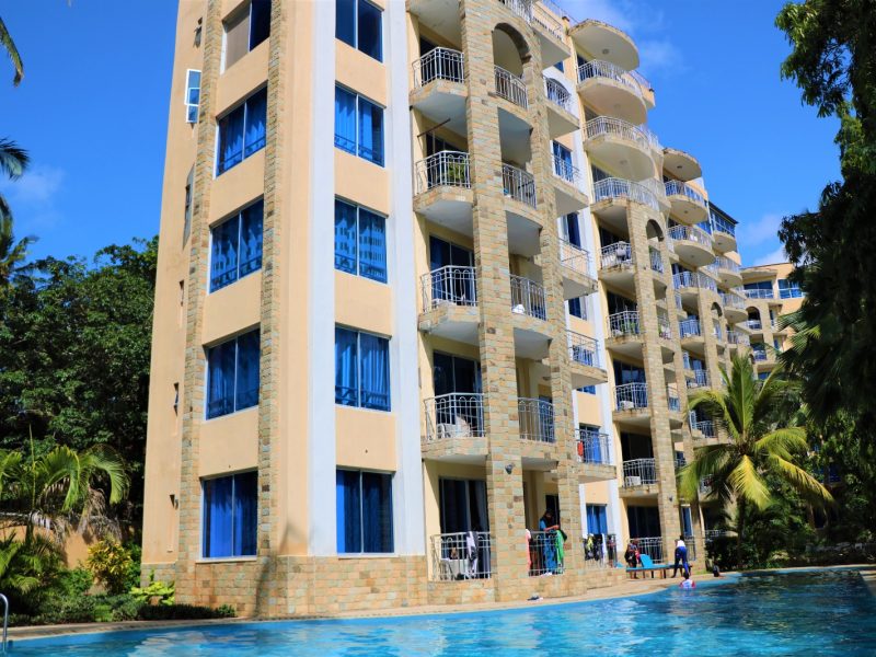 Lido beachfront Apartments for sale